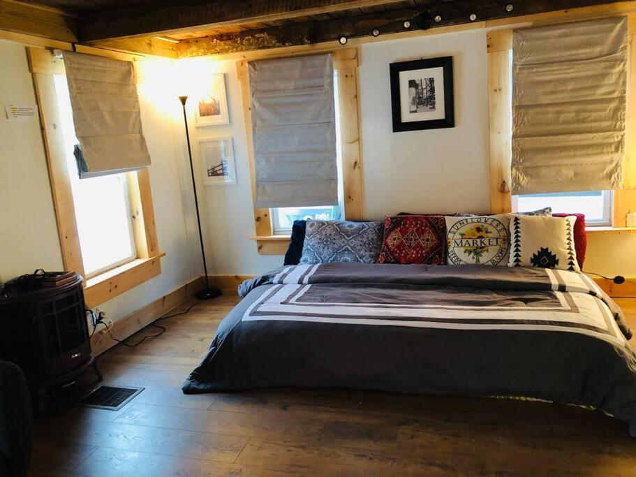 Charming 120-Year-Old Farmhouse By The Creek. Starlight Eksteriør bilde